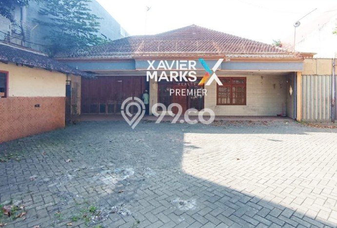 Area Ramai! Komersial Dijual di Blimbing untuk Bisnis Luas Bangunan 1500m2 Area Ramai! Komersial Dijual di Blimbing untuk Bisnis Luas Bangunan 1500m2