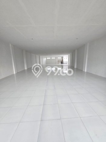 LOKASI STRATEGIS! Ruko Kawasan Blimbing, Luas 900m2m², Kawasan Berkembang, Siap Operasional LOKASI STRATEGIS! Ruko Kawasan Blimbing, Luas 900m2m², Kawasan Berkembang, Siap Operasional