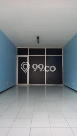 Disewakan Ruko di Klojen, Luas 162m2m², Kawasan Berkembang Disewakan Ruko di Klojen, Luas 162m2m², Kawasan Berkembang