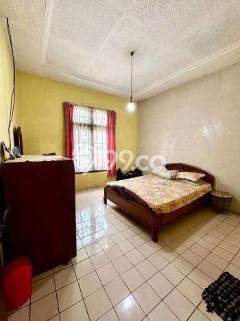 Hunian Cantik Modern Lb 200m2 di Blimbing, Malang Hunian Cantik Modern Lb 200m2 di Blimbing, Malang