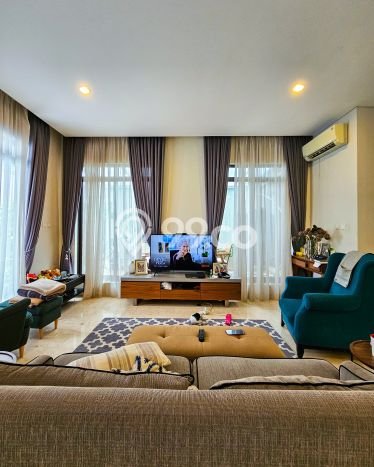Hunian Mewah LB 300m2 Siap Huni Desain Elegan di Lebak Bulus, Jakarta Selatan Hunian Mewah LB 300m2 Siap Huni Desain Elegan di Lebak Bulus, Jakarta Selatan