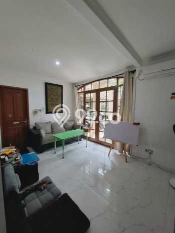 Rumah Luxury Modern Tanpa Renovasi di Bintaro Tangerang Selatan Rumah Luxury Modern Tanpa Renovasi di Bintaro Tangerang Selatan