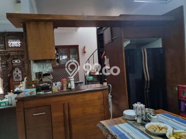 Rumah Luxury Modern Siap Huni di Bintaro Tangerang Selatan Rumah Luxury Modern Siap Huni di Bintaro Tangerang Selatan