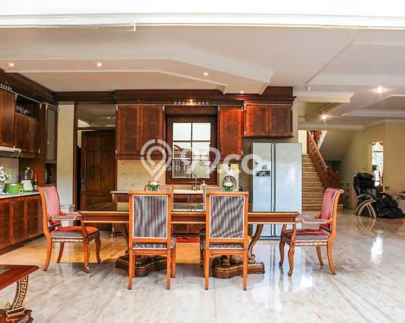 Dijual Rumah Mewah Exclusive di Cilandak, Jakarta Selatan Dijual Rumah Mewah Exclusive di Cilandak, Jakarta Selatan