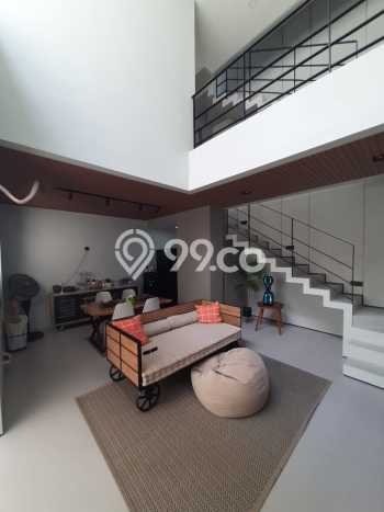 Rumah Luas Asri 3 KT Siap Huni di Bintaro Tangerang Selatan Rumah Luas Asri 3 KT Siap Huni di Bintaro Tangerang Selatan