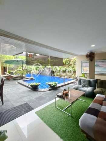 For Sale! Luxury House LT 438m2 Desain Elegan di Sektor 3 - Bintaro For Sale! Luxury House LT 438m2 Desain Elegan di Sektor 3 - Bintaro