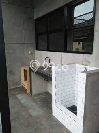 Unit Ruko Dijual di Jakarta Selatan LT 85m2 & LB 240m2 Unit Ruko Dijual di Jakarta Selatan LT 85m2 & LB 240m2