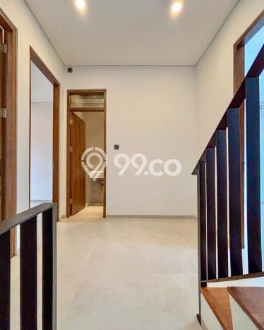 Rumah Eksklusif Dijual LT 70m2 di Ciputat Timur, Tangerang Selatan Rumah Eksklusif Dijual LT 70m2 di Ciputat Timur, Tangerang Selatan