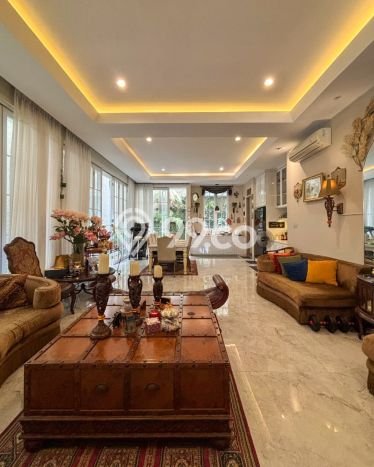 Hunian Mewah LB 324m2 Siap Huni Desain Elegan di Bintaro, Tangerang Selatan Hunian Mewah LB 324m2 Siap Huni Desain Elegan di Bintaro, Tangerang Selatan