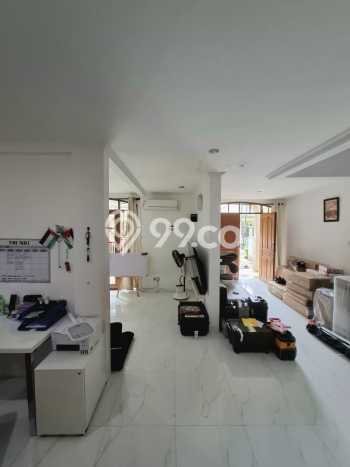 Rumah Luxury Modern Tanpa Renovasi di Bintaro Tangerang Selatan Rumah Luxury Modern Tanpa Renovasi di Bintaro Tangerang Selatan