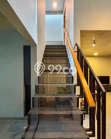 Ready to Use! Premium House LT 177m2 Desain Elegan di Bintaro Ready to Use! Premium House LT 177m2 Desain Elegan di Bintaro