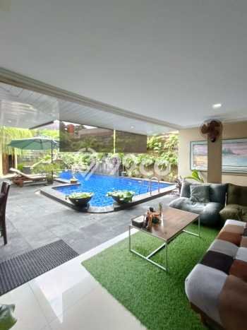 For Sale! Luxury House LT 438m2 Desain Elegan di Sektor 3 - Bintaro For Sale! Luxury House LT 438m2 Desain Elegan di Sektor 3 - Bintaro
