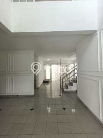 Disewakan! Rumah 4 Kamar Tidur &
4 Kamar Mandi di Sektor 3A - Bintaro, Tangerang Selatan Disewakan! Rumah 4 Kamar Tidur &
4 Kamar Mandi di Sektor 3A - Bintaro, Tangerang Selatan