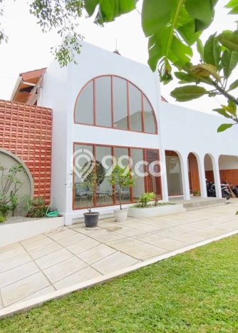 For Sale Rumah Elit Exclusive di Sukasari, Bandung For Sale Rumah Elit Exclusive di Sukasari, Bandung