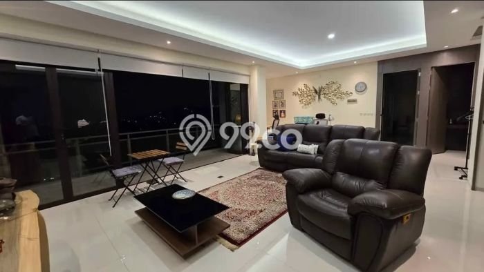 Rumah Mewah Siap Huni LT 538m2 di Coblong, Bandung Rumah Mewah Siap Huni LT 538m2 di Coblong, Bandung