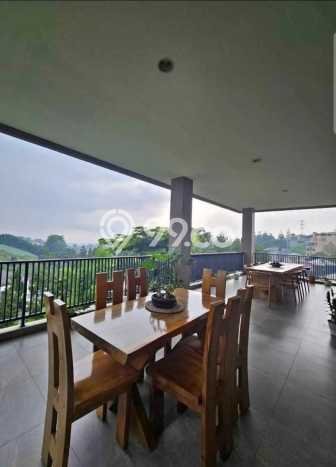 Rumah Elit LB 600m2 Siap Huni Desain Elegan di Dago Pakar, Bandung Rumah Elit LB 600m2 Siap Huni Desain Elegan di Dago Pakar, Bandung
