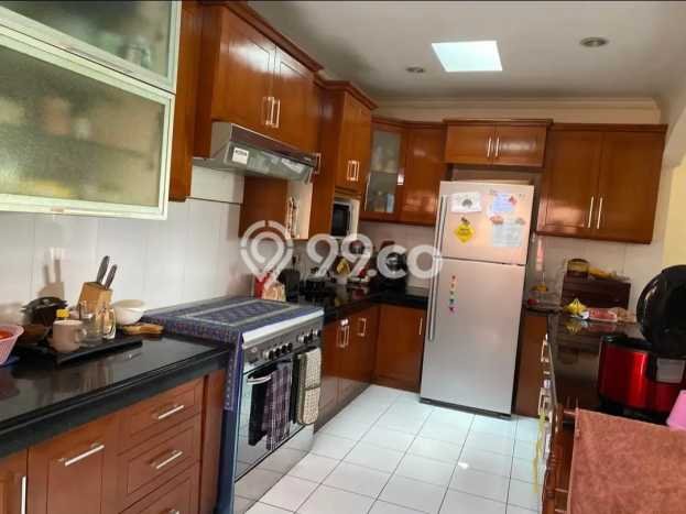 Vila Kawasan , Luas 388m2m², Akses ke Fasilitas Umum Vila Kawasan , Luas 388m2m², Akses ke Fasilitas Umum