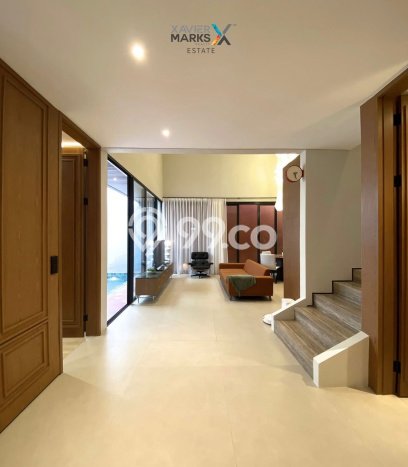 Rumah Elit LB 260m2 Siap Pakai Desain Elegan di Kota Baru Parahyangan, Bandung Rumah Elit LB 260m2 Siap Pakai Desain Elegan di Kota Baru Parahyangan, Bandung