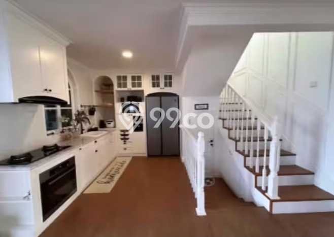 Dijual Rumah Luas Megah Dengan View Eksklusif di Setiabudi, Bandung Dijual Rumah Luas Megah Dengan View Eksklusif di Setiabudi, Bandung