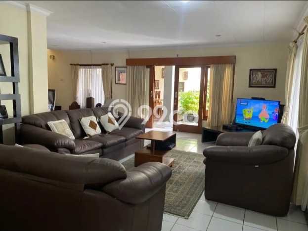 Bisa KPR! Rumah Coblong, Bandung, LT 388m2m² LB 116m2m² Bisa KPR! Rumah Coblong, Bandung, LT 388m2m² LB 116m2m²
