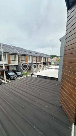Jual Rumah Eksklusif 2 KT di Soekarno Hatta, Bandung Jual Rumah Eksklusif 2 KT di Soekarno Hatta, Bandung