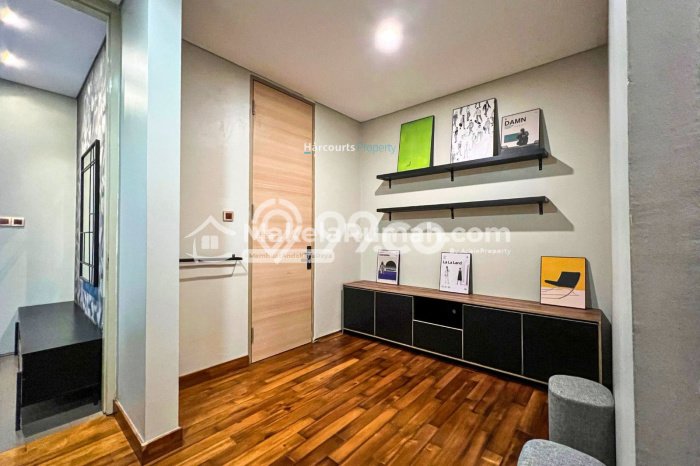 For Sale! Premium House LT 275m2 Desain Elegan di Lebak Bulus For Sale! Premium House LT 275m2 Desain Elegan di Lebak Bulus