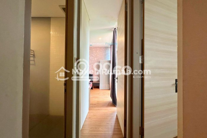 For Sale! Premium House LT 275m2 Desain Elegan di Lebak Bulus For Sale! Premium House LT 275m2 Desain Elegan di Lebak Bulus