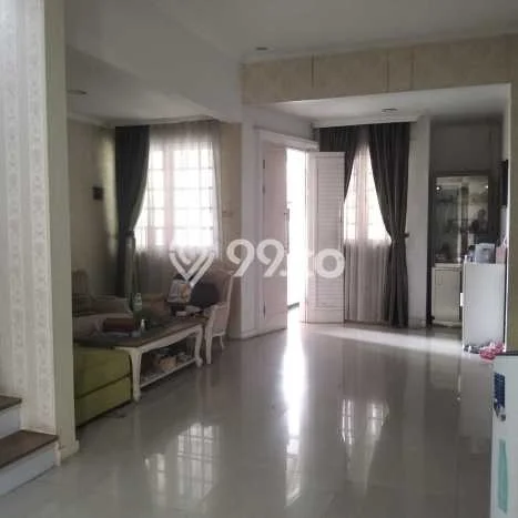 Jual Rumah Luas Elegan Dengan View Eksklusif di Cirendeu, Jakarta Selatan Jual Rumah Luas Elegan Dengan View Eksklusif di Cirendeu, Jakarta Selatan