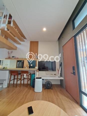 For Sale Rumah 2 Kamar Lokasi Strategis Nyaman dan Strategis di BSD For Sale Rumah 2 Kamar Lokasi Strategis Nyaman dan Strategis di BSD