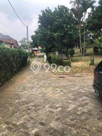 Ready to Use! Luxury House LT 1800m2 Desain Elegan di Lebak Bulus Ready to Use! Luxury House LT 1800m2 Desain Elegan di Lebak Bulus