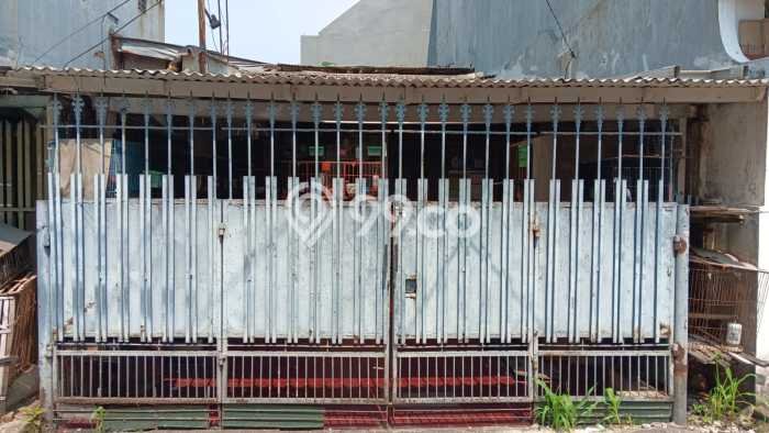 Jual Rumah Strategis Bagus Punya 3 KT di Kelapa Gading Jakarta Utara SHM Jual Rumah Strategis Bagus Punya 3 KT di Kelapa Gading Jakarta Utara SHM