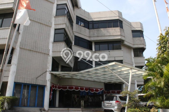 Unit Komersial Dijual di Kelapa Gading Jakarta Utara 1920m2 Unit Komersial Dijual di Kelapa Gading Jakarta Utara 1920m2