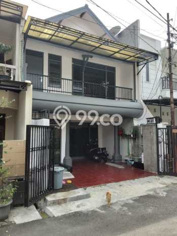 For Sale Hunian Rumah Nyaman 4 KT di Rawamangun, Jakarta Timur For Sale Hunian Rumah Nyaman 4 KT di Rawamangun, Jakarta Timur