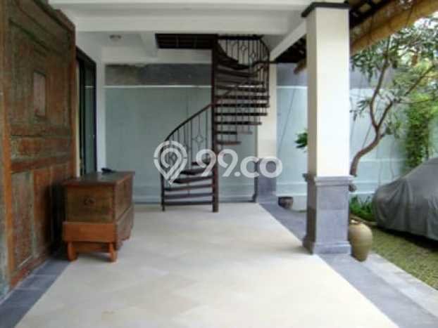 Rumah Luxury di Badung Strategis Kondisi Baik Rumah Luxury di Badung Strategis Kondisi Baik