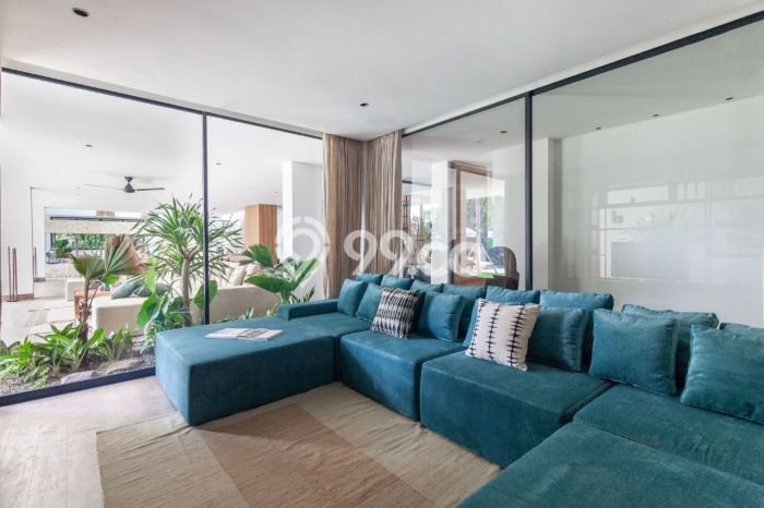 Rumah Luxury Modern Siap Huni di Pererenan Badung Rumah Luxury Modern Siap Huni di Pererenan Badung