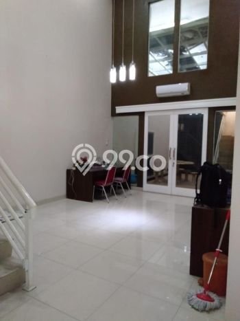Siap Huni Hunian Elit 5 Kamar di Cilandak Dekat ke Mana Pun Siap Huni Hunian Elit 5 Kamar di Cilandak Dekat ke Mana Pun
