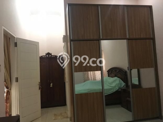 Siap Huni Hunian Elit 5 Kamar di Cilandak Dekat ke Mana Pun Siap Huni Hunian Elit 5 Kamar di Cilandak Dekat ke Mana Pun