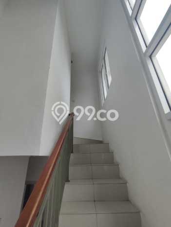 Disewakan Rumah Murah di Gading Serpong Tangerang Punya 4 KT Disewakan Rumah Murah di Gading Serpong Tangerang Punya 4 KT