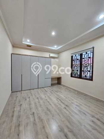Rumah Disewakan Jakarta Utara LT 304m2 LB 320m2 Area Sunter Rumah Disewakan Jakarta Utara LT 304m2 LB 320m2 Area Sunter