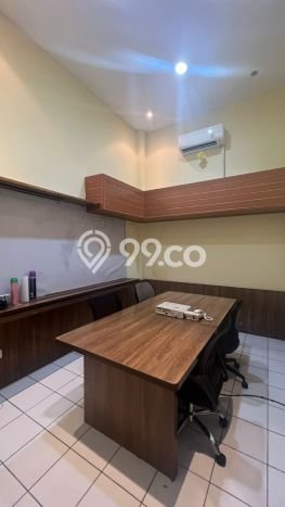 INVESTASI MENGUNTUNGKAN! Gudang Kawasan , Luas 1008m2m², Kawasan Komersial INVESTASI MENGUNTUNGKAN! Gudang Kawasan , Luas 1008m2m², Kawasan Komersial