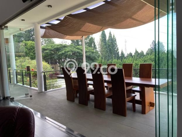 Rumah Elit LB 2000m2 Siap Pakai Desain Elegan di Setiabudi, Bandung Rumah Elit LB 2000m2 Siap Pakai Desain Elegan di Setiabudi, Bandung