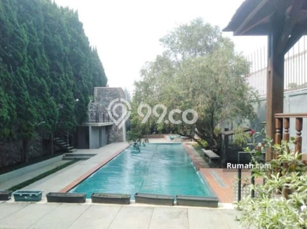 Rumah Elit LB 2000m2 Siap Pakai Desain Elegan di Setiabudi, Bandung Rumah Elit LB 2000m2 Siap Pakai Desain Elegan di Setiabudi, Bandung