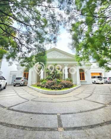 Rumah Elit Modern Siap Huni di Pondok Indah Jakarta Selatan Rumah Elit Modern Siap Huni di Pondok Indah Jakarta Selatan
