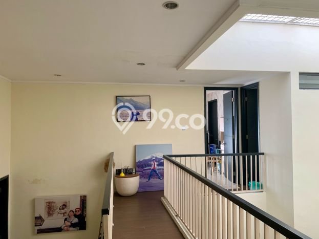 Hunian Mewah LB 249m2 Siap Huni Desain Elegan di Sektor 7-Bintaro, Tangerang Selatan Hunian Mewah LB 249m2 Siap Huni Desain Elegan di Sektor 7-Bintaro, Tangerang Selatan