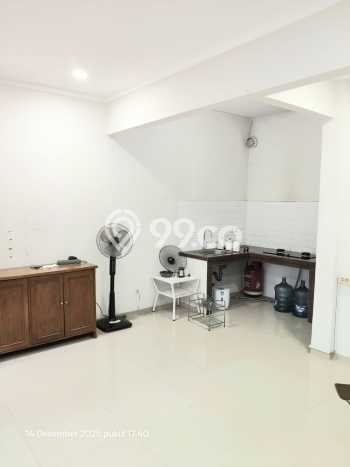 Rumah Minimalis 2 KT LT 60m2 di Graha Raya Rumah Minimalis 2 KT LT 60m2 di Graha Raya