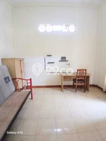 Unit Kost Dijual di Bintaro dengan 8 Kamar Kawasan Strategis Unit Kost Dijual di Bintaro dengan 8 Kamar Kawasan Strategis