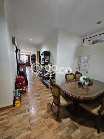 Rumah Elit LB 300m2 Siap Pakai Desain Elegan di Sektor 1 - Bintaro, Jakarta Selatan Rumah Elit LB 300m2 Siap Pakai Desain Elegan di Sektor 1 - Bintaro, Jakarta Selatan