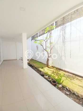 Rumah Disewakan Tangerang Selatan LT 300m2 LB 200m2 Kawasan Sektor 9-Bintaro Rumah Disewakan Tangerang Selatan LT 300m2 LB 200m2 Kawasan Sektor 9-Bintaro