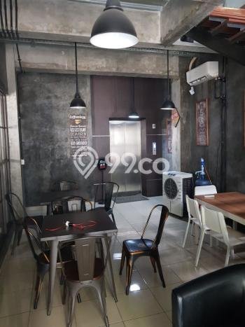 Area Ramai! Ruko Dijual di Tanah Abang untuk Bisnis Luas Bangunan 400m2 Area Ramai! Ruko Dijual di Tanah Abang untuk Bisnis Luas Bangunan 400m2
