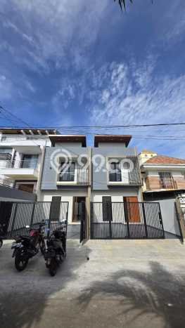 Dijual Rumah Modern 3 KT di Meruya, Jakarta Barat Dijual Rumah Modern 3 KT di Meruya, Jakarta Barat